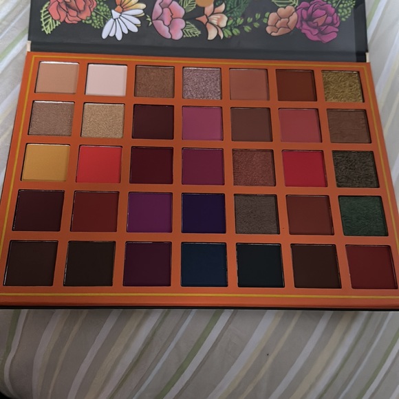 Beautiful natural colors - Picture 2 of 2